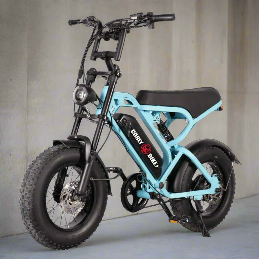Side view of Cooly Grom blue – mini electric cruiser bike for kids with 250W motor
